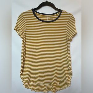 Old Navy girls T-shirt